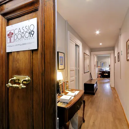 Гостевой дом Cassiodoro 19 4*