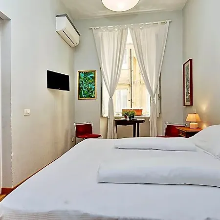 Cassiodoro 19 Гостевой дом Рим